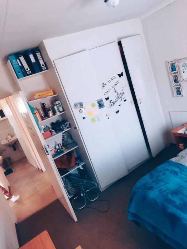 To Let 2 Bedroom Property for Rent in Kannoniers Park North West